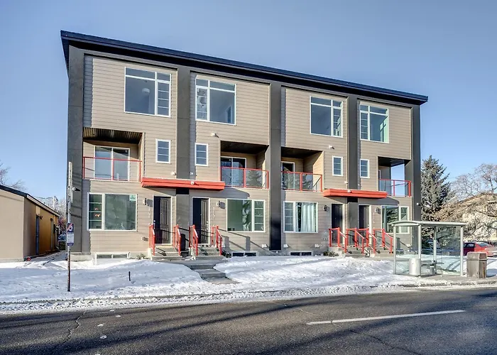 Three-Bedroom House With Walk-In Closet #29 Sunalta Downtown