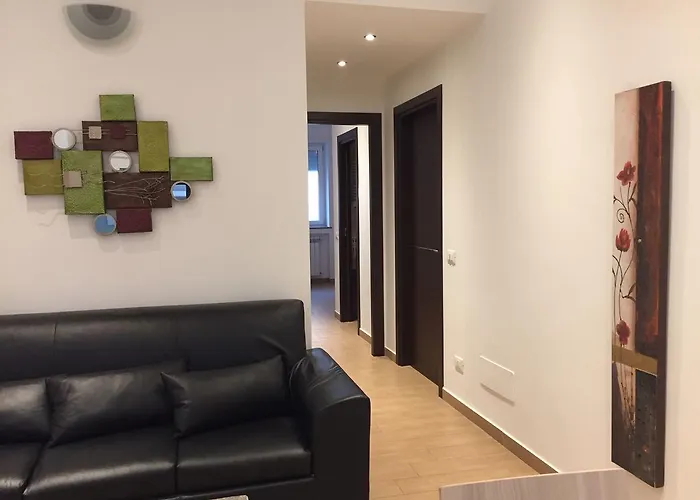 Kings Of Rome Apartments