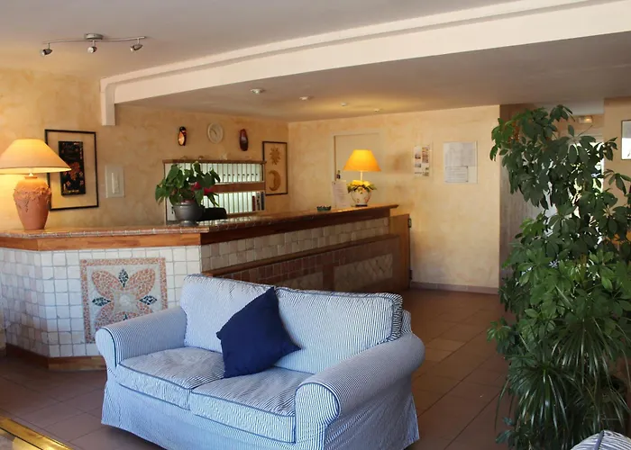 Le Clos Des Pins