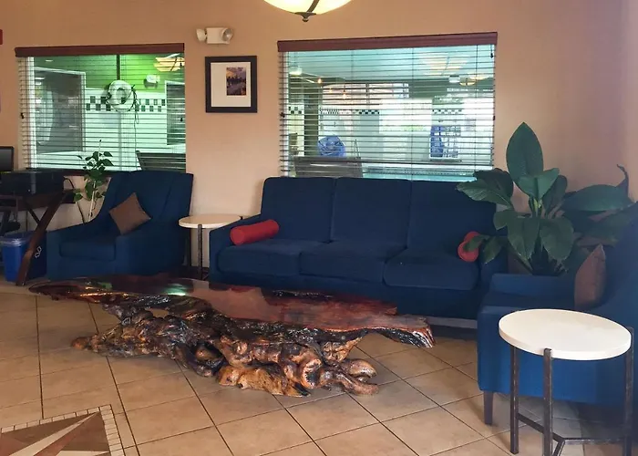 Beach Hotels Comfort Inn & Suites-Portland Airport