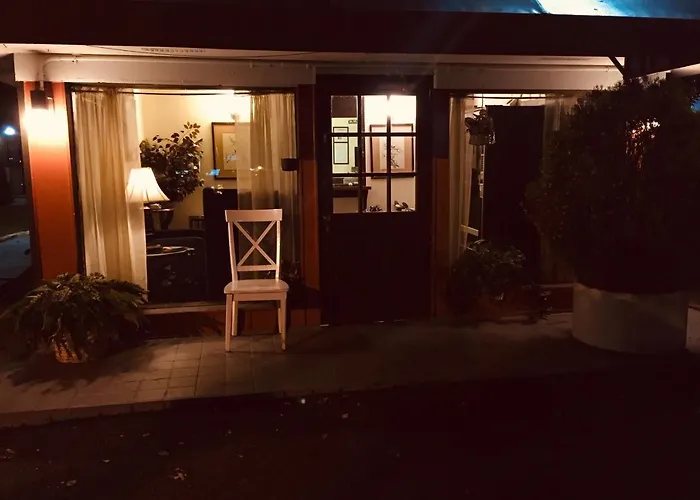 All Motels Cheshire Motor Inn