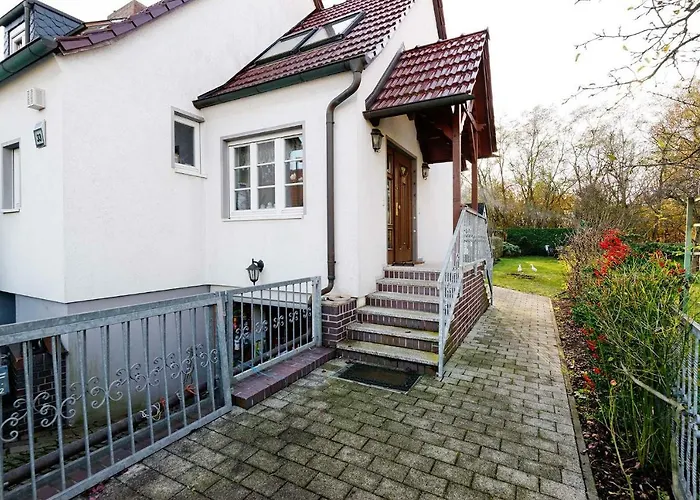 Cottage Near Centrum, Paradise