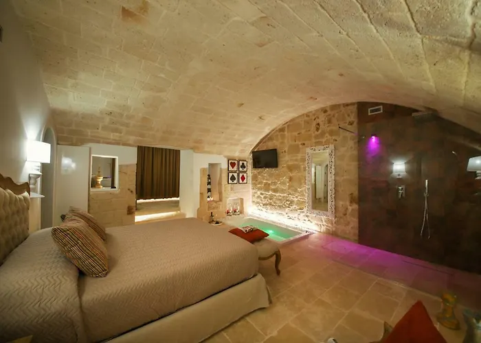 Suite 31