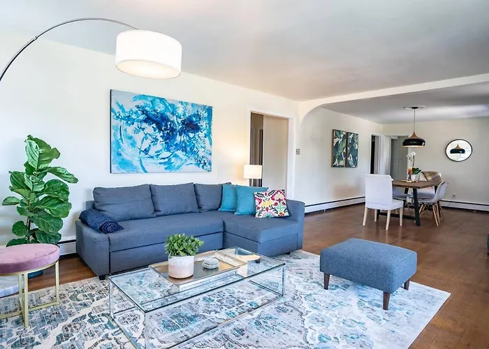 Fabulous Mid Century 4Br 3Bath House