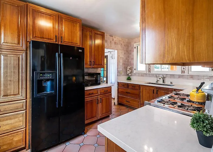 Prime Location Three Bedroom Beautiful Villa