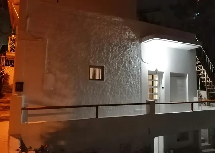 Antonia Family House Near Center